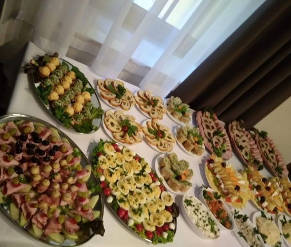 Sala śniadaniowa i organizacja uroczystości